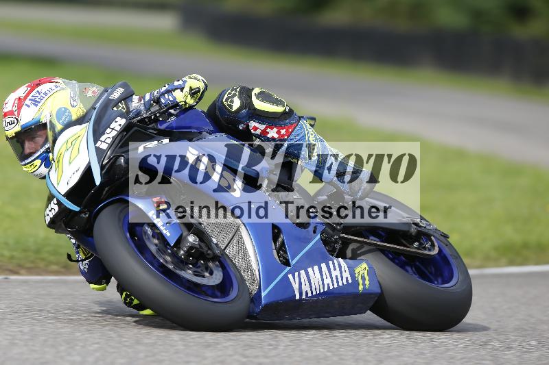 /Archiv-2025/53 16.09.2025 Track Day Domi Aegerter ADR/Gruppe rot/77